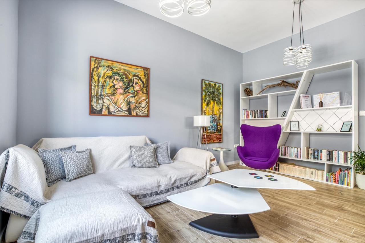 Spacious Flat With Courtyard And Private Parking! Ateny Zewnętrze zdjęcie