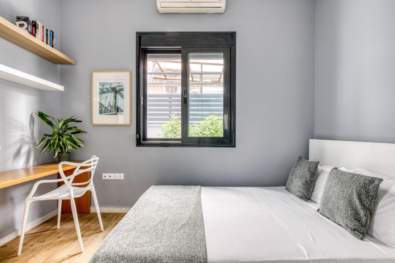 Spacious Flat With Courtyard And Private Parking! Ateny Zewnętrze zdjęcie