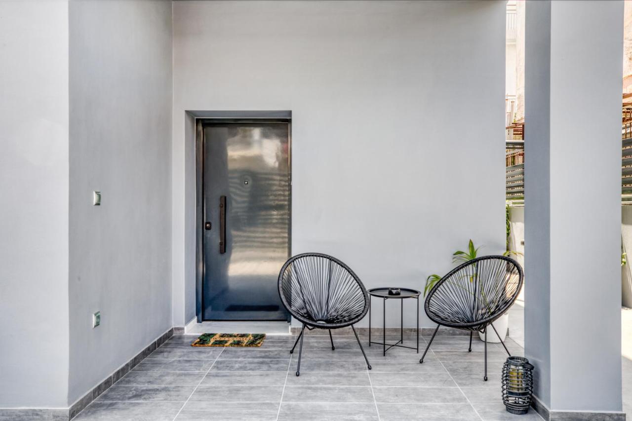 Spacious Flat With Courtyard And Private Parking! Ateny Zewnętrze zdjęcie