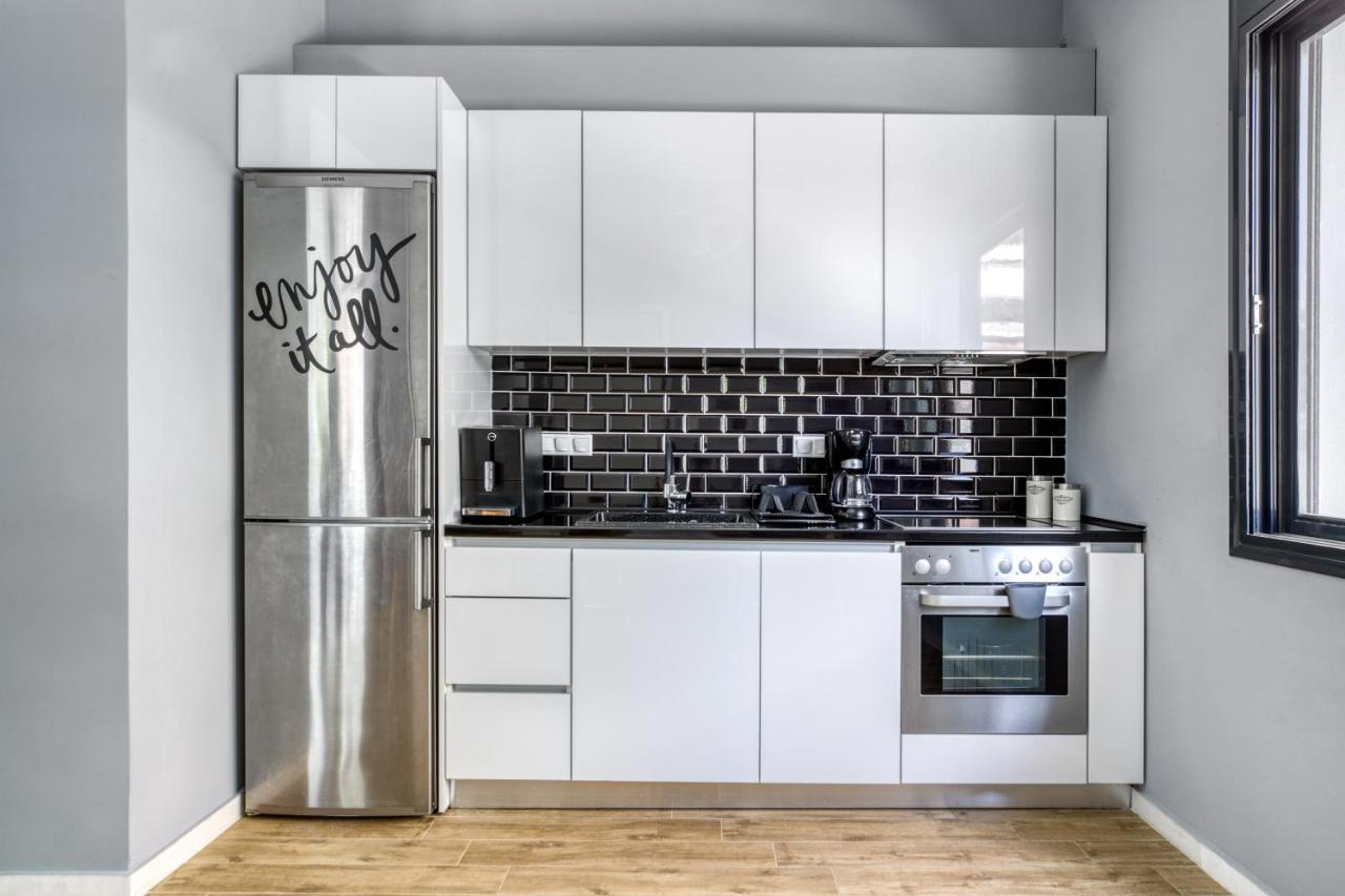 Spacious Flat With Courtyard And Private Parking! Ateny Zewnętrze zdjęcie