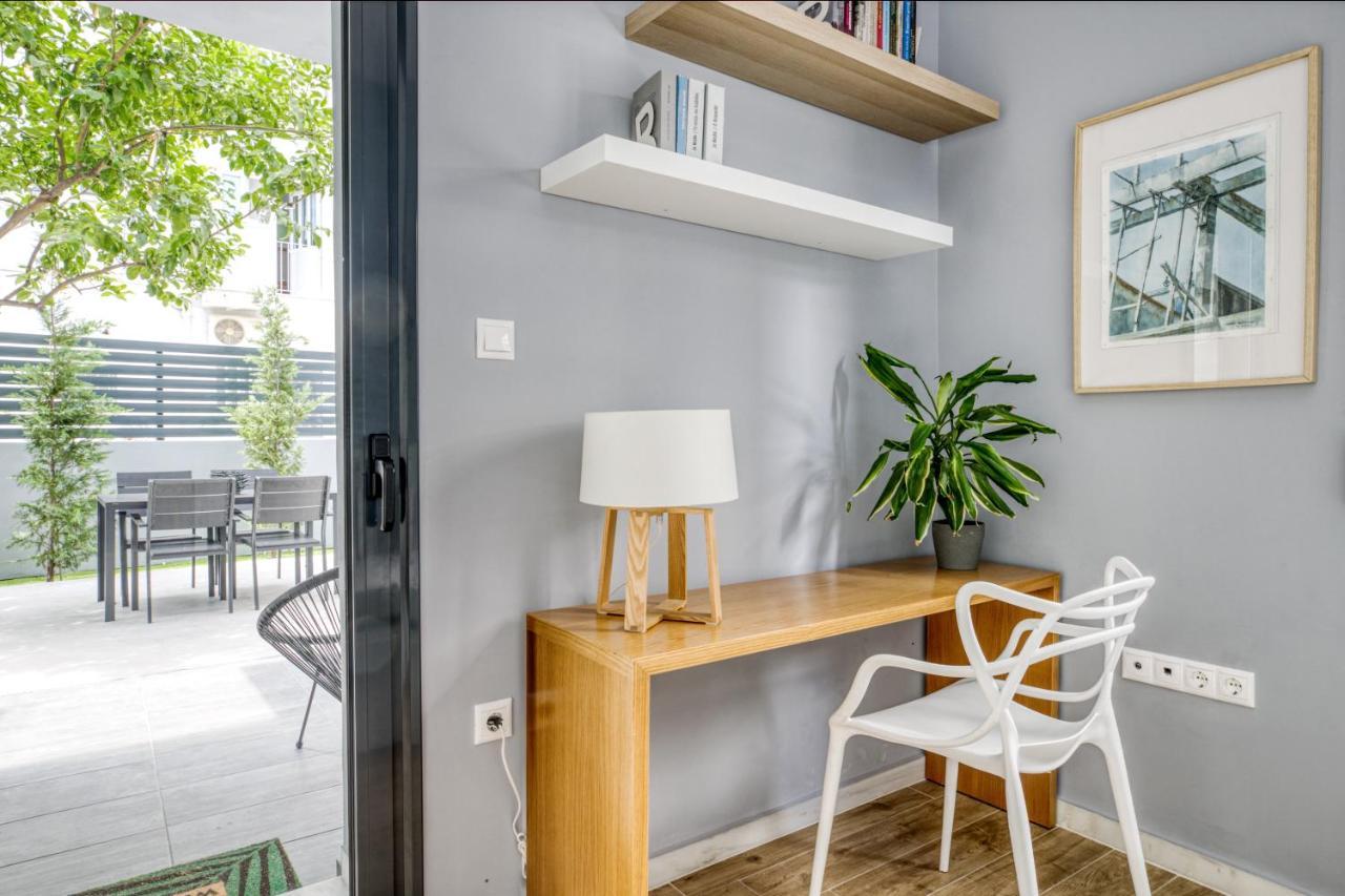 Spacious Flat With Courtyard And Private Parking! Ateny Zewnętrze zdjęcie