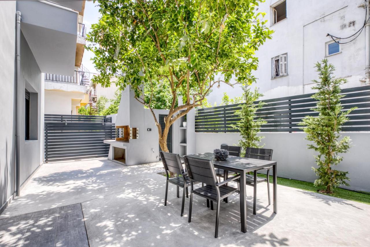 Spacious Flat With Courtyard And Private Parking! Ateny Zewnętrze zdjęcie